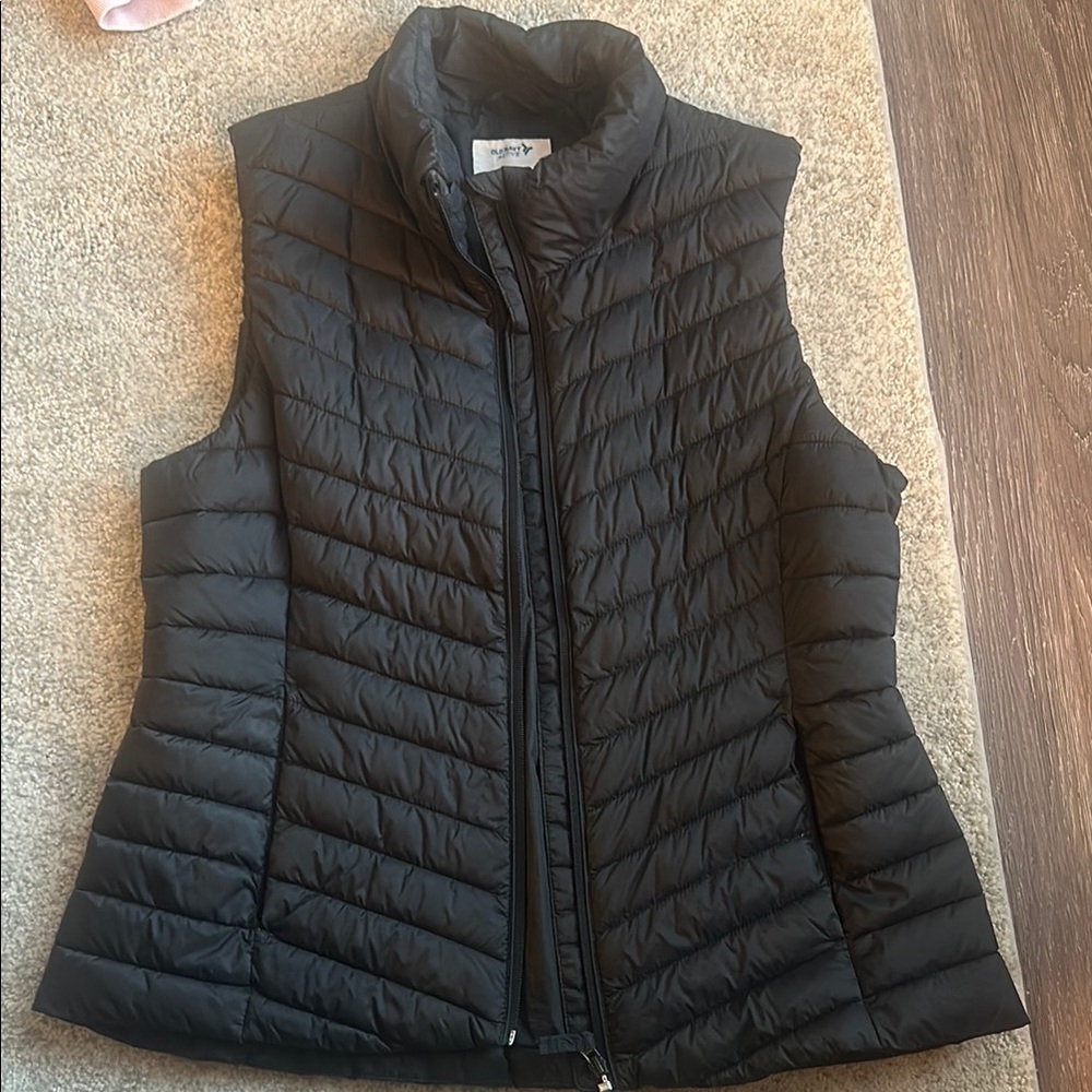 Old Navy Active Black Vest